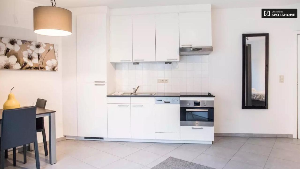 Apartamento Quartier Des Quais Dansaert Bruselas Exterior foto